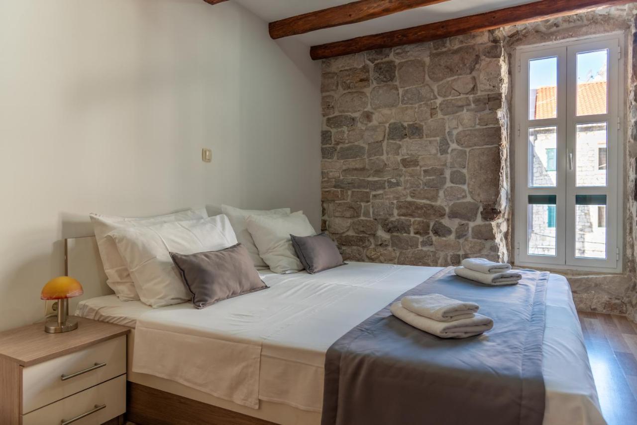 Camenno Apartments-The Heart Of Diocletian'S Palace-Open All Winter! スプリト エクステリア 写真